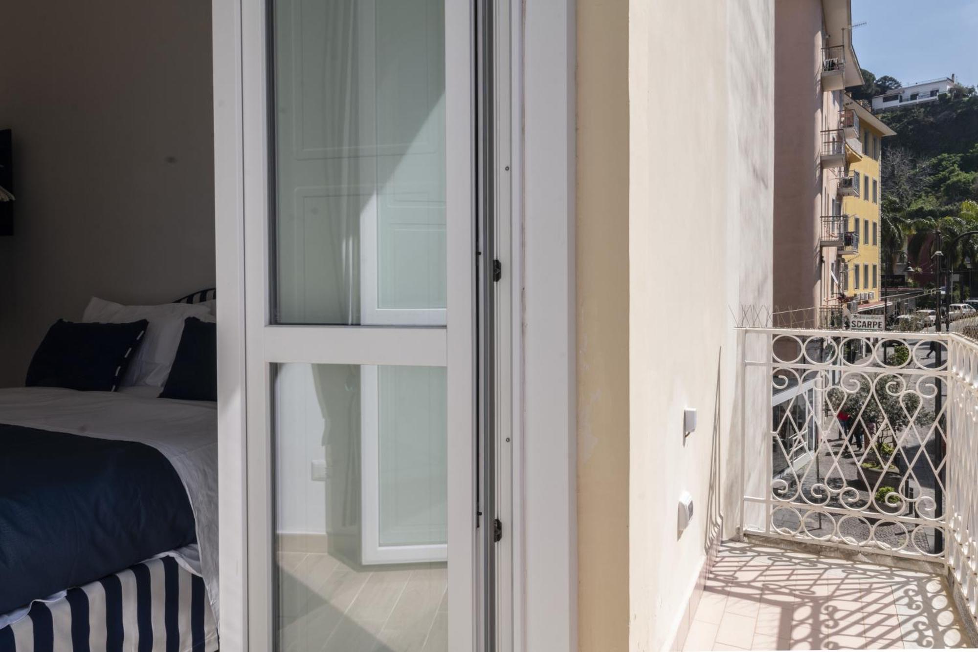 Mya Home Luxury Apartments Castellammare di Stabia Bagian luar foto
