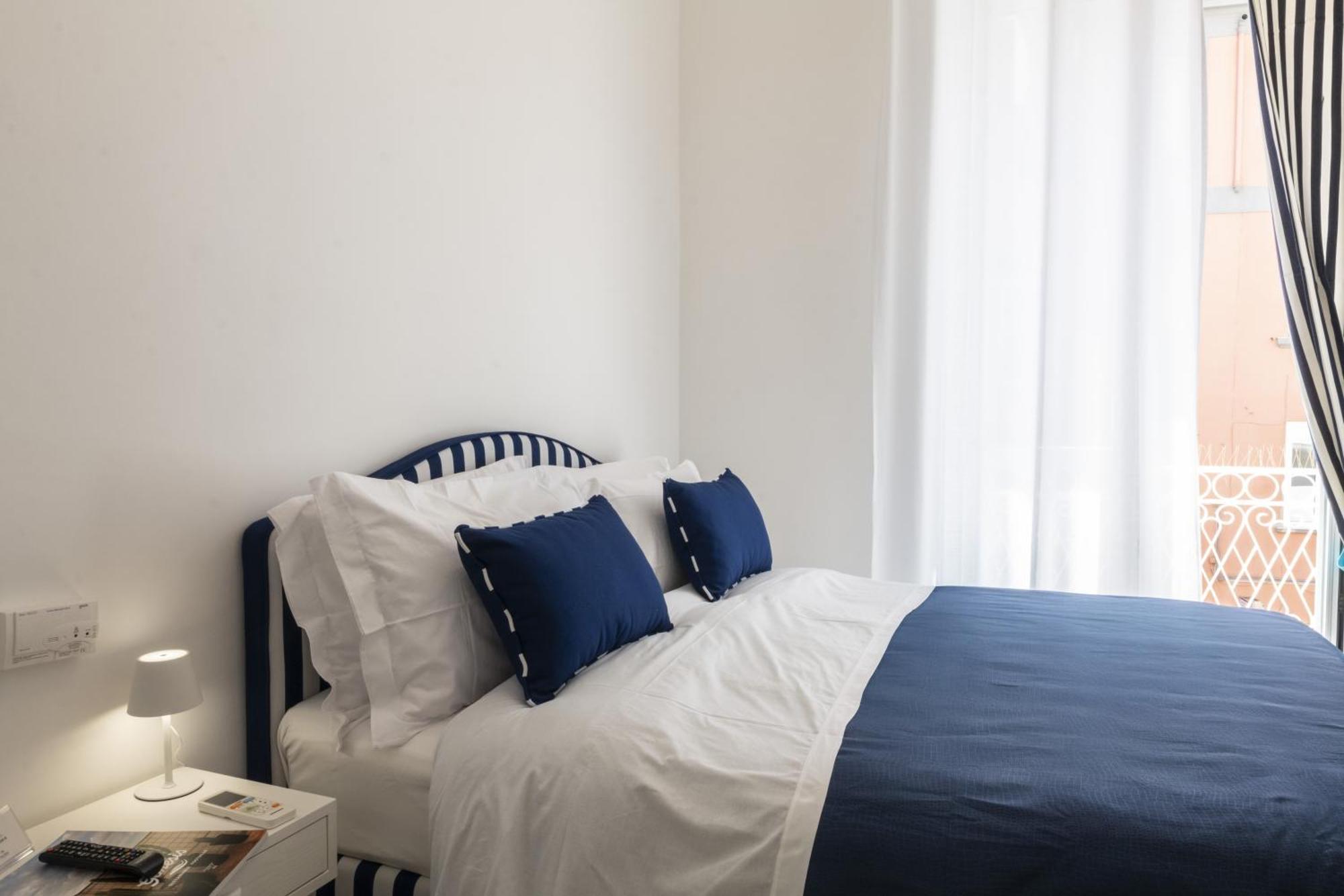 Mya Home Luxury Apartments Castellammare di Stabia Bagian luar foto